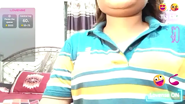 Snapshot of Nusrat_Faria chatting on July 29, 2026, 11:47 pm Nusrat Faria online show from July 29, 2026, 11:47 pm