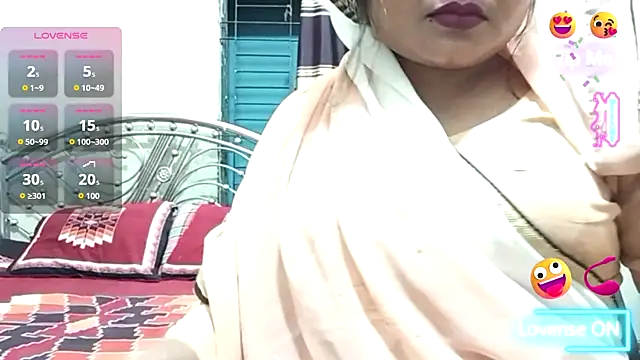 Snapshot of Nusrat_Faria chatting on July 31, 2026, 10:20 pm Nusrat Faria online show from July 31, 2026, 10:20 pm