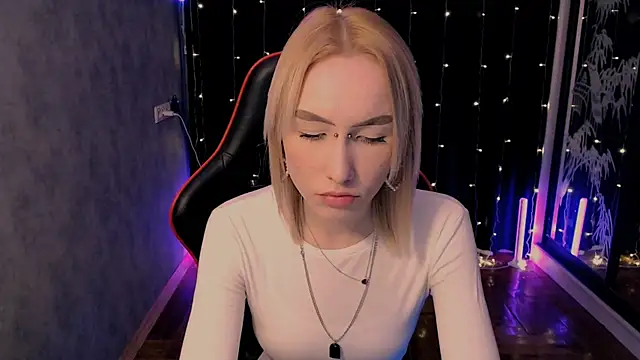 crybambi online show from February 10, 2026, 6:17 am