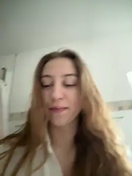 romyxxs online show from February 2, 2026, 8:13 am