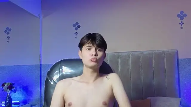 Snapshot of Derek_Sinn chatting on March 1, 2026, 7:54 am Derek Sinn online show from March 1, 2026, 7:54 am