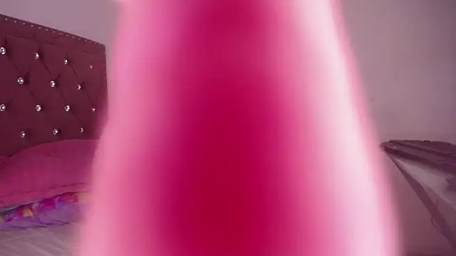 Snapshot of miafuegolatino chatting on March 2, 2026, 10:05 pm miafuegolatino online show from March 2, 2026, 10:05 pm