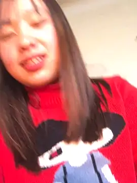 honeyyy110 online show from February 3, 2026, 5:16 am