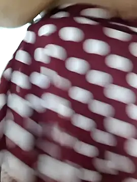 Snapshot of tuhardsexy chatting on February 14, 2026, 4:42 am tuhardsexy online show from February 14, 2026, 4:42 am