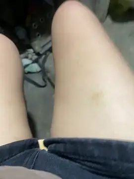 Mary 006 online show from April 18, 2026, 7:18 pm