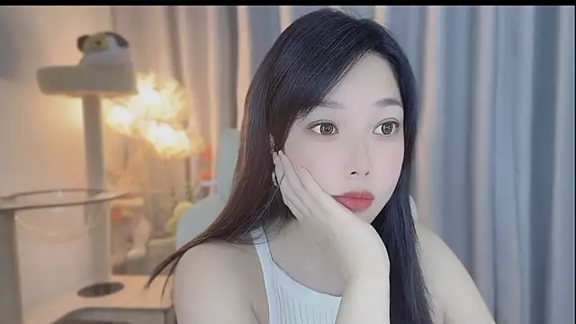 Yumi yuni online show from May 7, 2026, 6:08 am