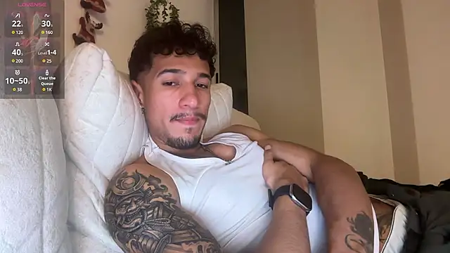 rafael stone11 online show from March 26, 2026, 4:18 am