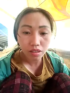 Snapshot of hot-luna- chatting on March 23, 2026, 10:19 am hot-luna- online show from March 23, 2026, 10:19 am