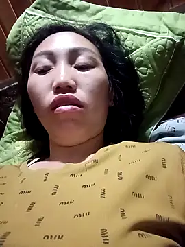 Snapshot of hot-luna- chatting on April 3, 2026, 9:57 pm hot-luna- online show from April 3, 2026, 9:57 pm