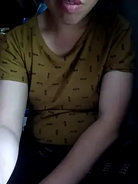 Snapshot of hot-luna- chatting on April 13, 2026, 10:10 am hot-luna- online show from April 13, 2026, 10:10 am