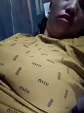 Snapshot of hot-luna- chatting on April 13, 2026, 10:15 pm hot-luna- online show from April 13, 2026, 10:15 pm