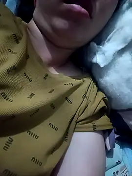 Snapshot of hot-luna- chatting on April 14, 2026, 10:27 pm hot-luna- online show from April 14, 2026, 10:27 pm