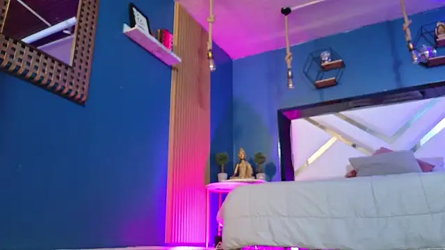 Ladyy brownn online show from April 2, 2026, 11:41 am