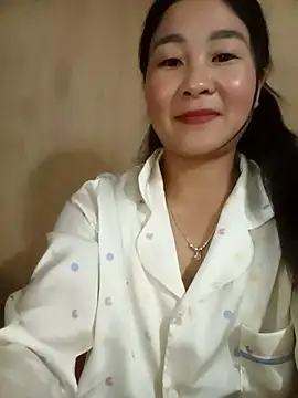 Snapshot of Dunk-namic chatting on May 10, 2026, 2:44 pm Dunk-namic online show from May 10, 2026, 2:44 pm