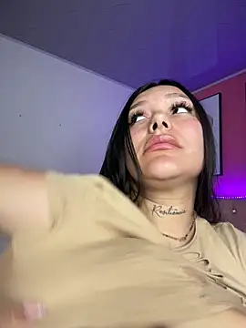 Snapshot of Miia__Taylor chatting on March 24, 2026, 2:27 am Miia Taylor online show from March 24, 2026, 2:27 am