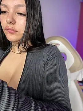 Snapshot of Miia__Taylor chatting on March 28, 2026, 2:55 am Miia Taylor online show from March 28, 2026, 2:55 am