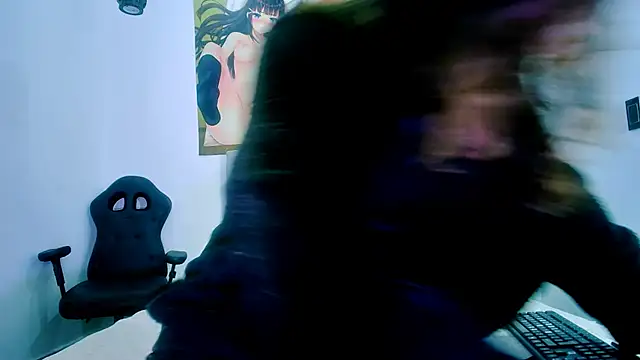 MEW ALIX online show from April 7, 2026, 12:49 pm