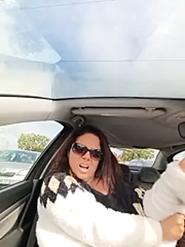 pulpeuse64 online show from April 3, 2026, 12:36 pm