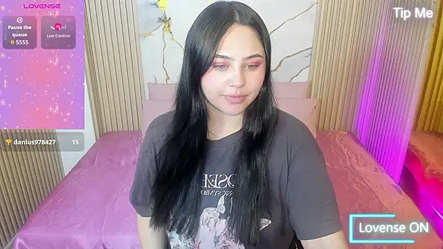 Siena Tay online show from March 24, 2026, 11:59 am