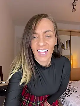 DivineAmely online show from March 13, 2026, 5:08 pm