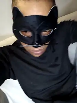 Snapshot of BLACK-O-TOP chatting on February 9, 2026, 6:01 pm BLACK-O-TOP online show from February 9, 2026, 6:01 pm