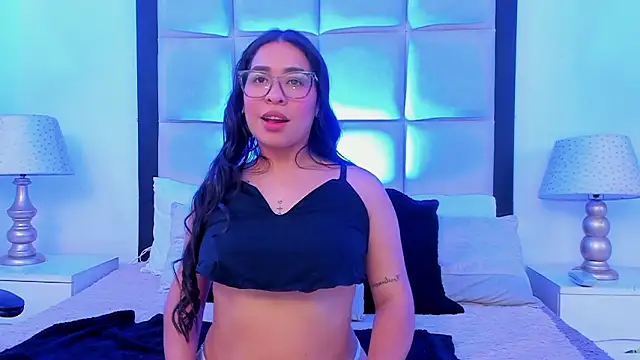 SussyFox online show from February 8, 2026, 8:07 am