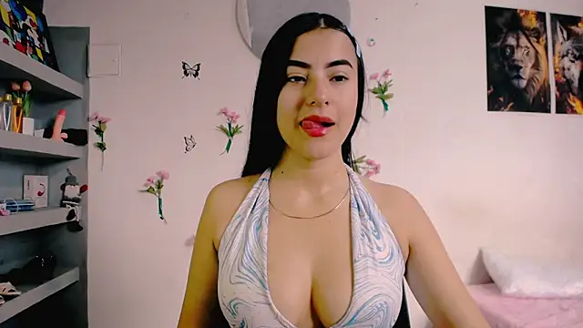 charlotte petit  online show from February 18, 2026, 4:03 pm