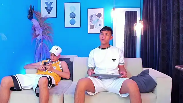 Snapshot of KingOfHeavens_2 chatting on February 25, 2026, 8:51 pm KingOfHeavens 2 online show from February 25, 2026, 8:51 pm