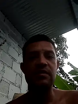 Hot Veteran 1 online show from April 14, 2026, 12:44 pm