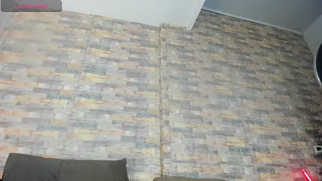 scarlettqueenx online show from April 7, 2026, 8:31 pm