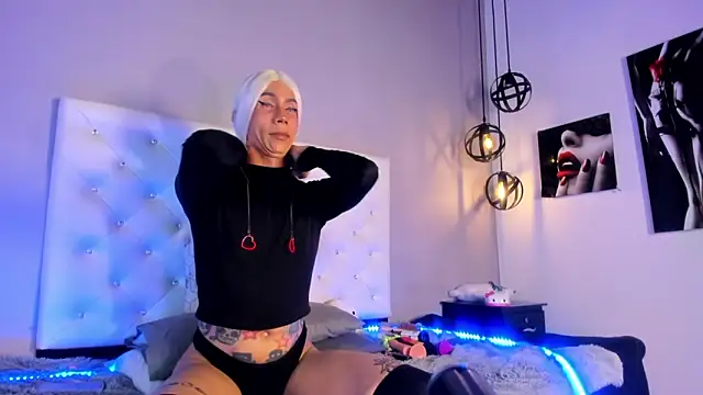 Snapshot of Rose_peterson_ chatting on February 10, 2026, 3:21 am Rose peterson online show from February 10, 2026, 3:21 am