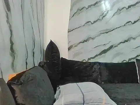 Snapshot of Rhieanne chatting on April 13, 2026, 1:49 pm Rhieanne online show from April 13, 2026, 1:49 pm