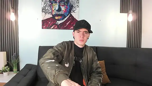 Lio      online show from February 15, 2026, 7:51 am