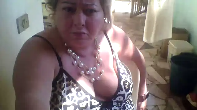 bialoba7 online show from September 10, 2025, 4:40 pm