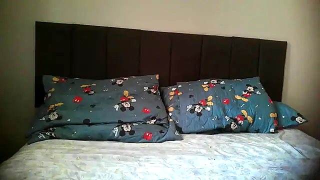 bialoba7 online show from April 26, 2026, 3:42 pm