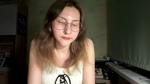 Miaaa Moon online show from May 24, 2026, 6:24 pm