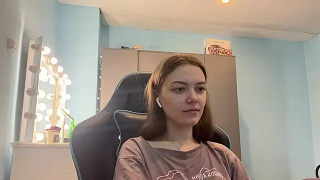 AndreeMerryman online show from March 30, 2026, 12:11 am