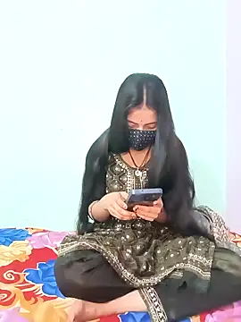 18 year old girl online show from March 21, 2026, 3:22 am