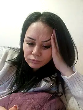 Snapshot of Alina5379 chatting on April 23, 2026, 3:47 pm Alina5379 online show from April 23, 2026, 3:47 pm