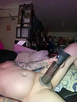 Snapshot of beg4mycutiepie0Ulick chatting on February 10, 2026, 7:51 pm beg4mycutiepie0Ulick online show from February 10, 2026, 7:51 pm