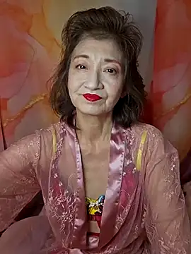Snapshot of URAN429 chatting on April 28, 2026, 5:29 pm URAN429 online show from April 28, 2026, 5:29 pm