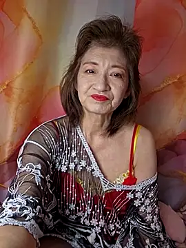 Snapshot of URAN429 chatting on May 4, 2026, 6:04 pm URAN429 online show from May 4, 2026, 6:04 pm