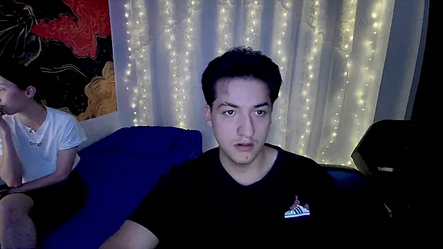 RoseSinsDonViktor online show from April 8, 2026, 6:30 pm