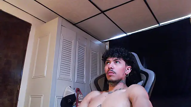 D3v1L88 online show from April 2, 2026, 6:38 pm