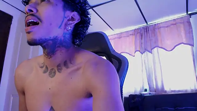 D3v1L88 online show from April 21, 2026, 4:56 pm