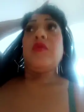 SabrinaColin online show from June 4, 2026, 4:40 am