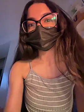 Snapshot of IRIS-GIRL chatting on May 30, 2026, 11:57 pm IRIS-GIRL online show from May 30, 2026, 11:57 pm