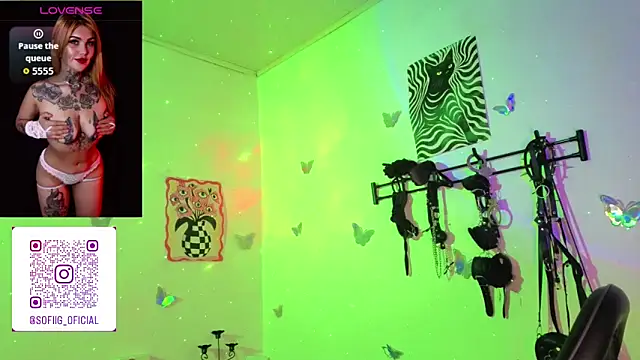 Zoeee 001 online show from March 27, 2026, 7:36 am