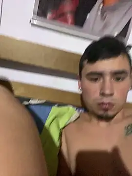 ChloeandAdam online show from April 1, 2026, 12:22 am