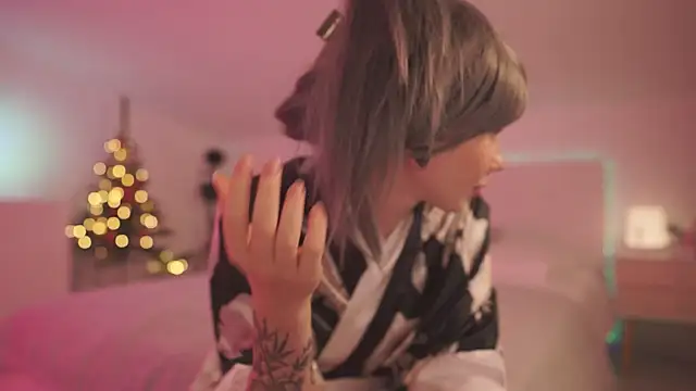 Sarah Pink online show from December 19, 2024, 5:18 pm